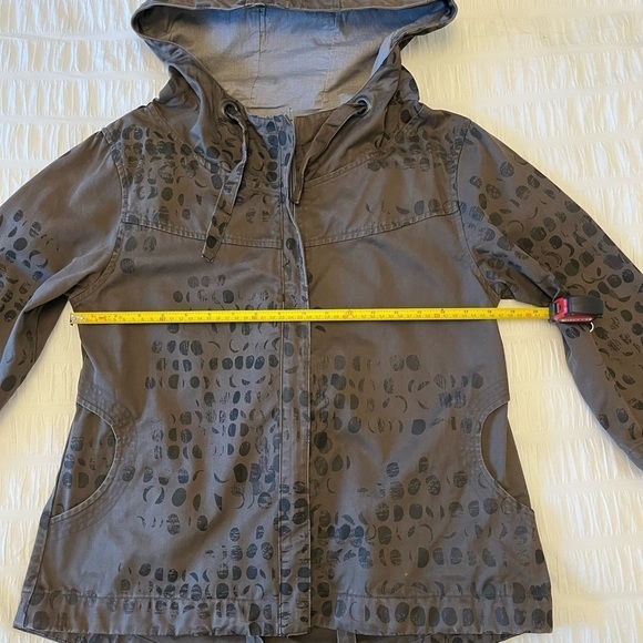 LODEN Khaki Abstract Print Hood Zip Front Jacket 3/4 Sleeve Artsy Layer Canada - Picture 15 of 16